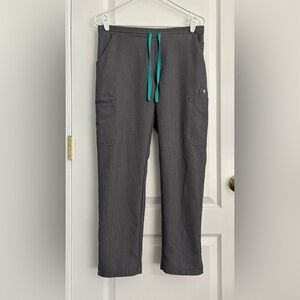 FIGS Graphite Gray Grey YOLA Skinny Scrub Pants Small Petite S/P